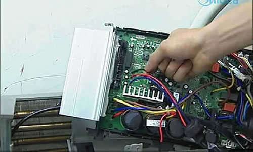 汕头美的空调电话是多少